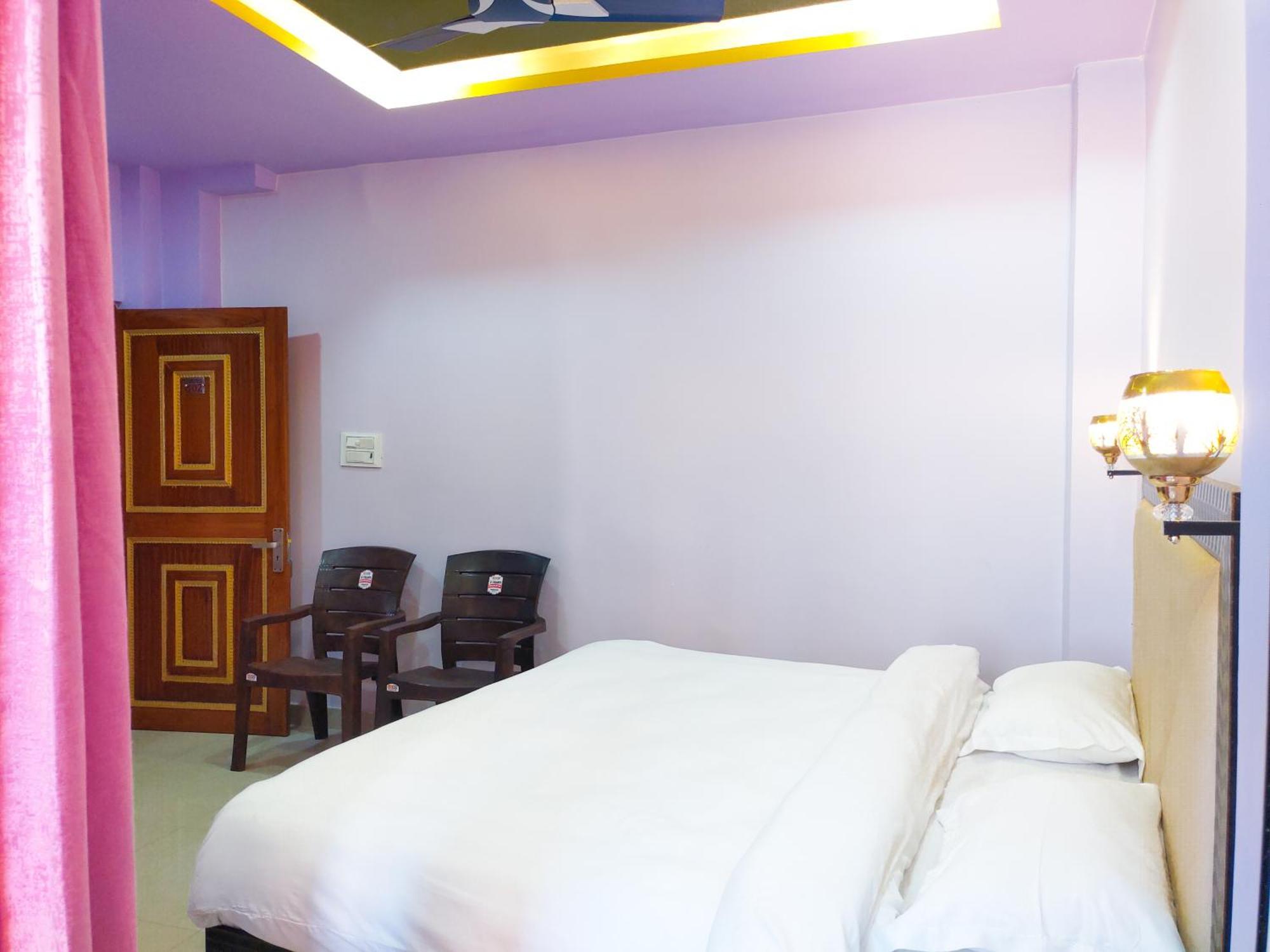 Aadishri Apartman Risikés Kültér fotó
